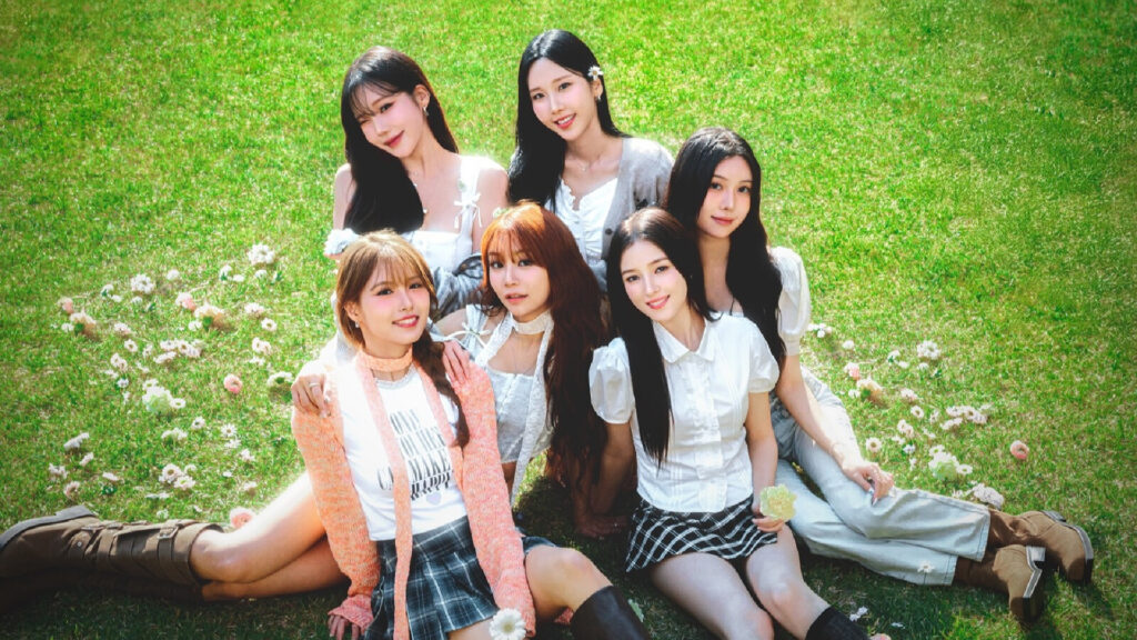 MOMOLAND fotos perfil