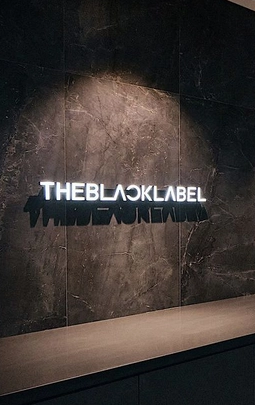 The Black Label grupo mixto 